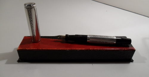 Penna stilografica automatica